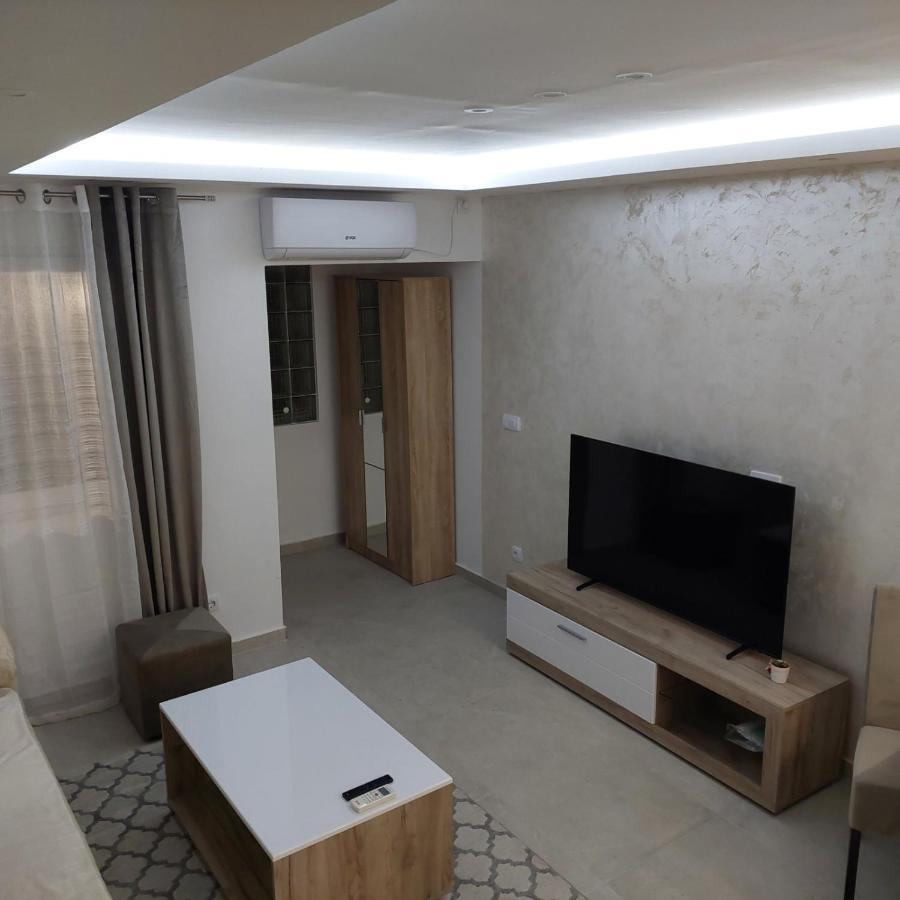 Apartman Lux Jelena Surcin Luaran gambar